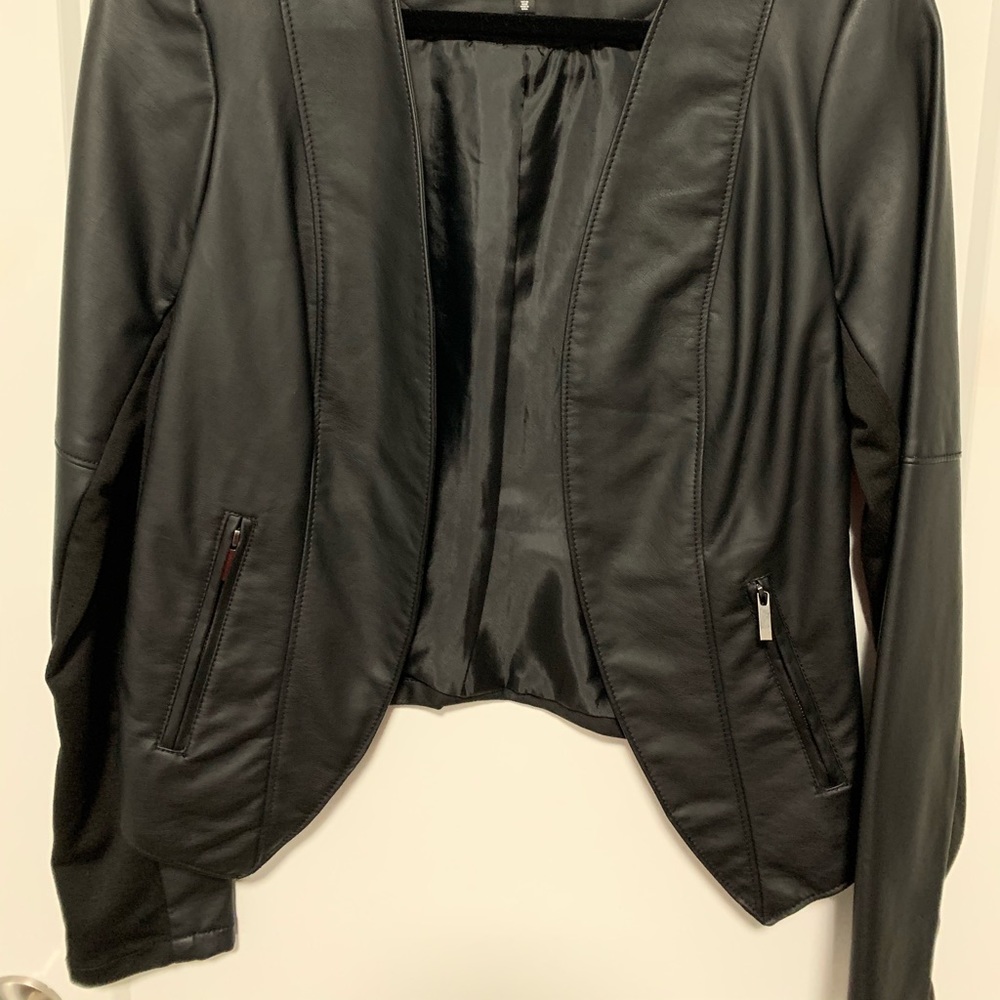 leather jacket - Picture 2 of 2